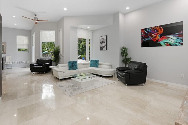 Photo - 1230 S 13th Ave