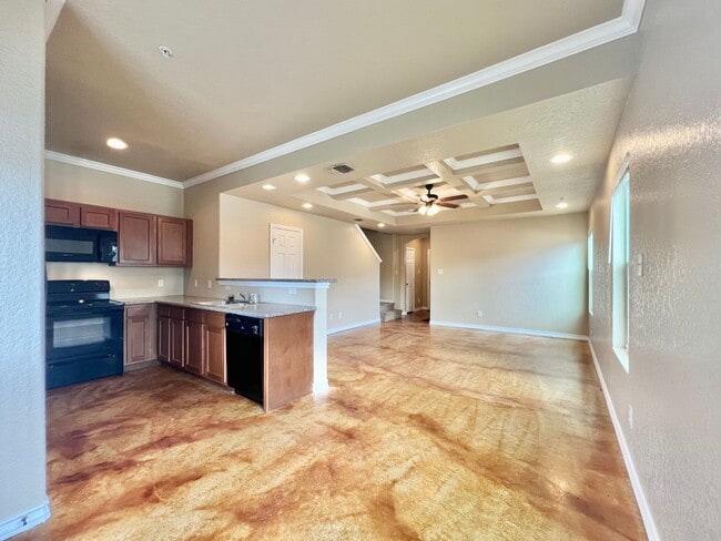 Photo - 3 bed 2 bath townhome near I35 and 1604