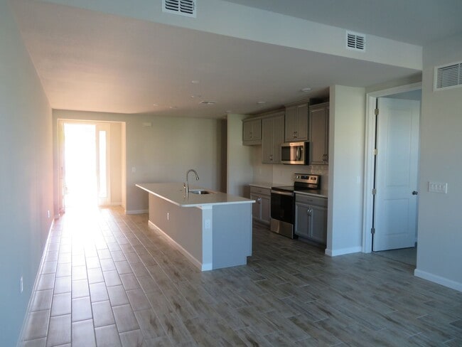 Photo - 4709 Arboretum Cir