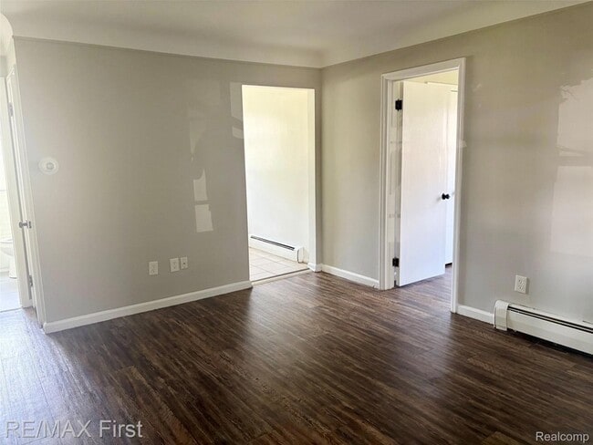 Photo - 206 Josephine Ave
