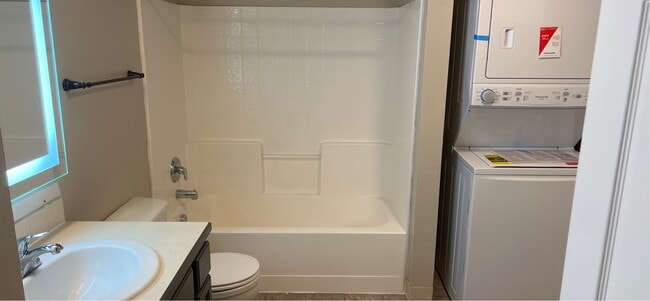 10066 W Garverdale Ln Unit 102