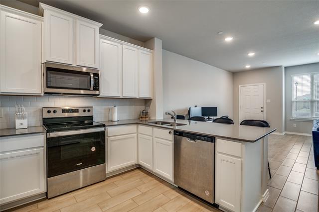 Photo - 3032 Shire Dr