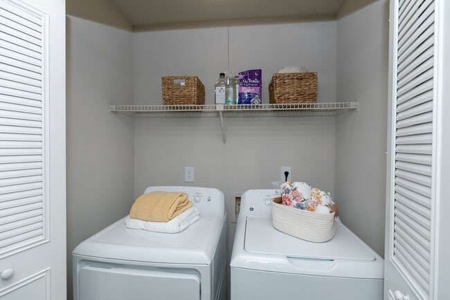Somerset at the Crossing apartments — community photo