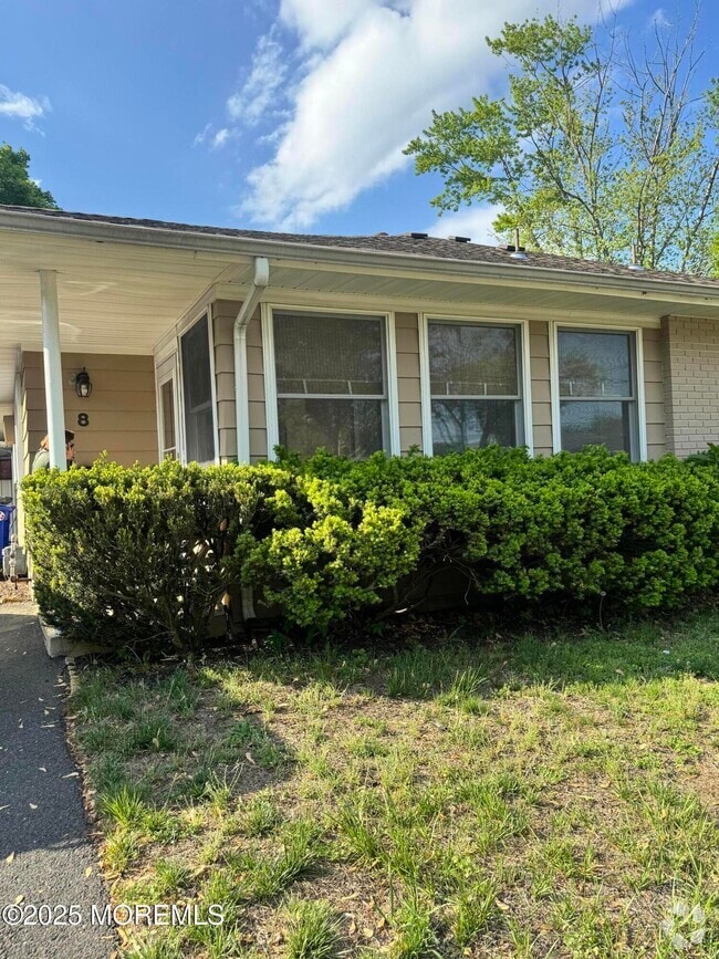Building Photo - 8 Key W Ct Rental
