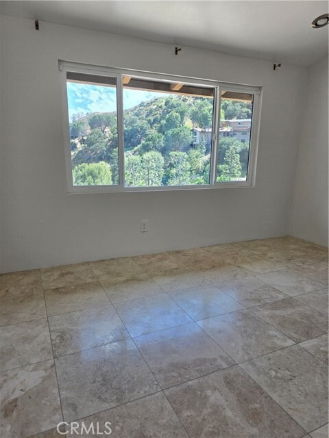 Photo - 1340 Hillside Dr