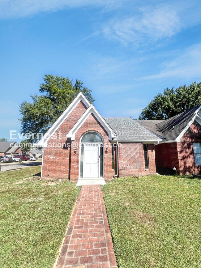 Building Photo - 1664 Joy Blvd Rental