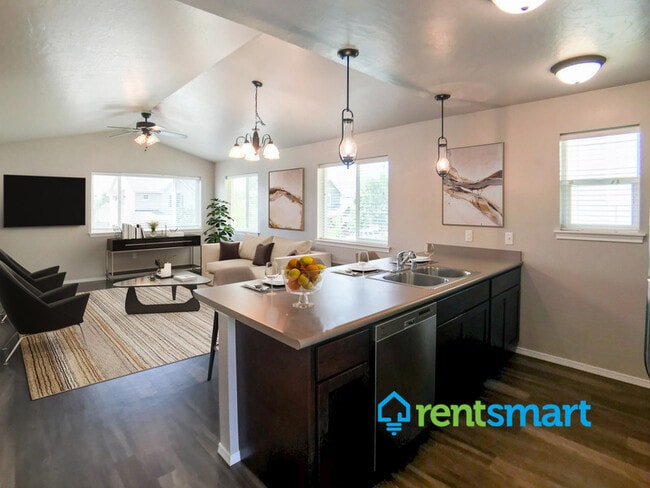 Building Photo - 4939 Potter Park Loop Unit Apartment 102