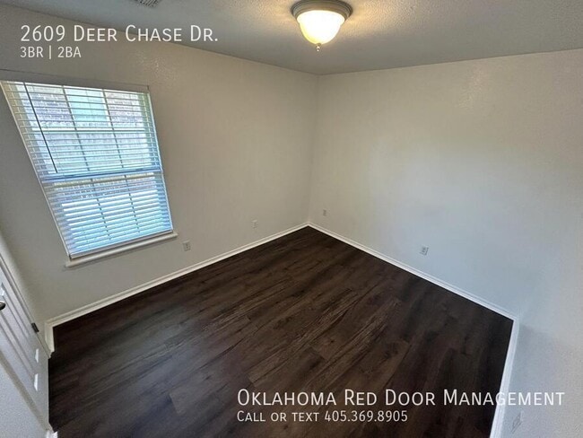 Photo - 2609 Deer Chase Dr