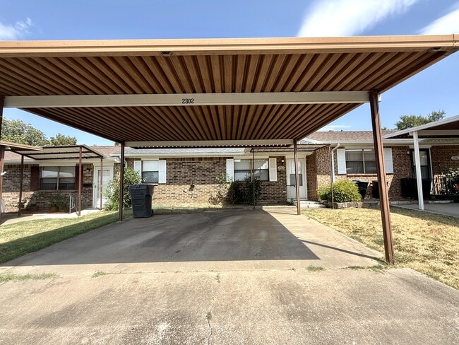 Photo - 2302 Shenandoah Dr