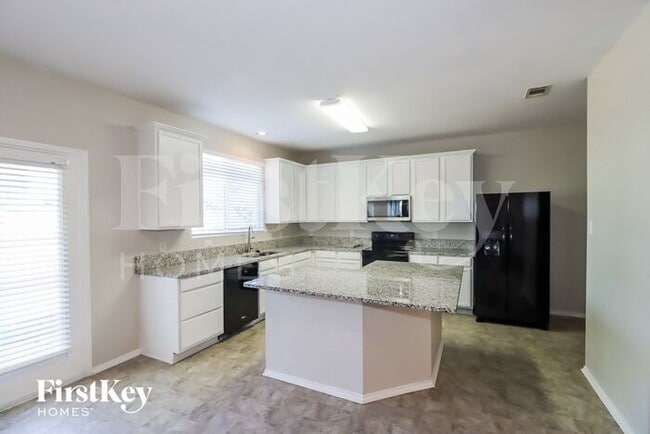 Photo - 2301 Saffron Ln