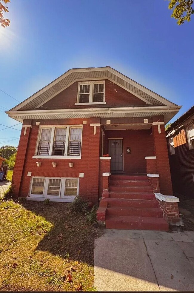 Building Photo - 1176 Fillmore St Rental