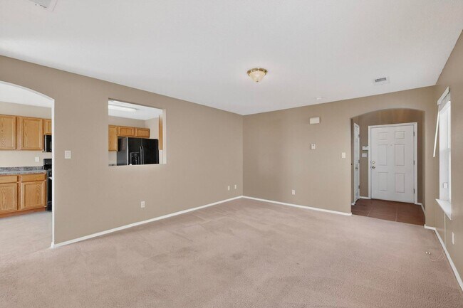 Photo - West Side 2/story 3 Bedroom 2.5 Bath 1605/sf 2/CG