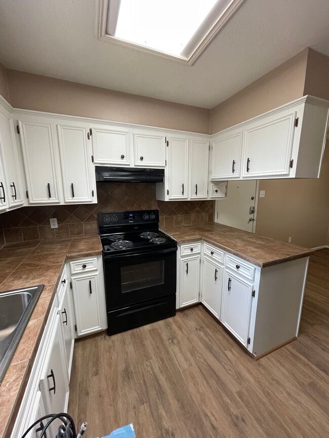 Photo - 3 Bed House near Deacon Dr & HWY 6 (College Station)