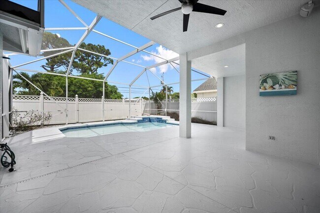 Photo - 244 Clocktower Dr