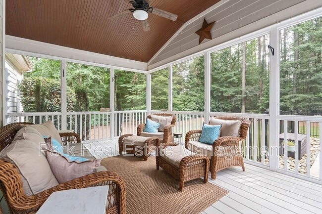 Photo - 215 Harrison Pond Dr