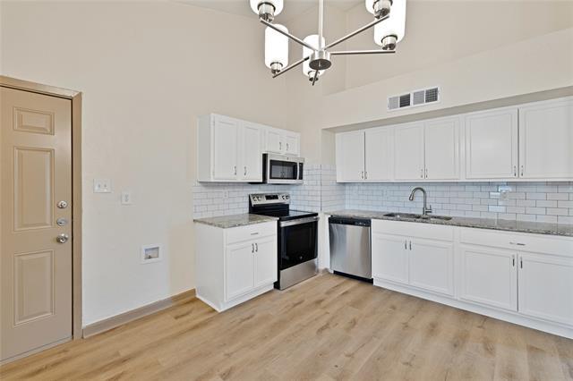 Photo - 9456 Culberson St