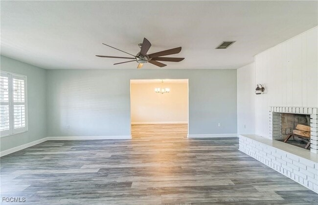 Photo - 4330 S Canal Cir