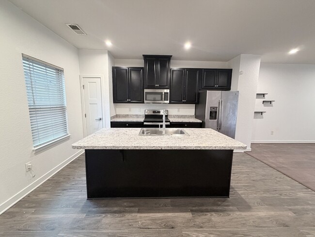 Photo - 221 Brittlebrush Dr