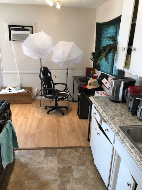 Photo - 5921 Cahuenga Blvd Apartamento Unidad 6