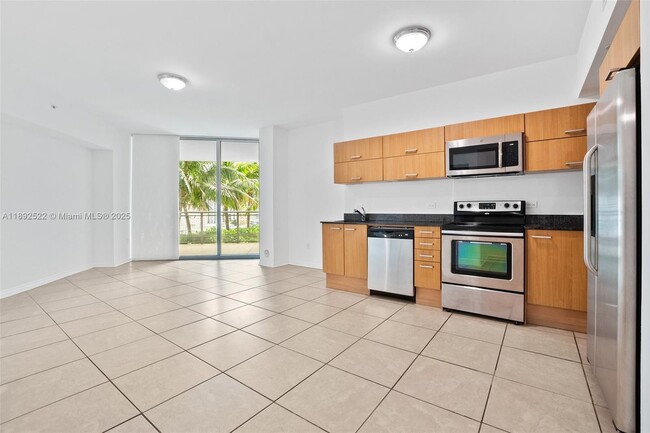 Photo - 350 S Miami Ave Unidad 1107