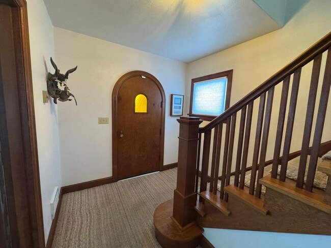 Photo - Farmhouse Short Term Partially Furnished (Available now through September)