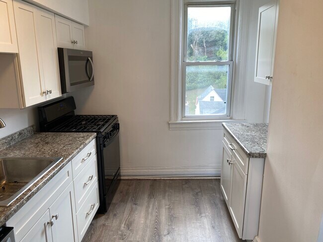 Photo - 2633 S 18th St Unit 1