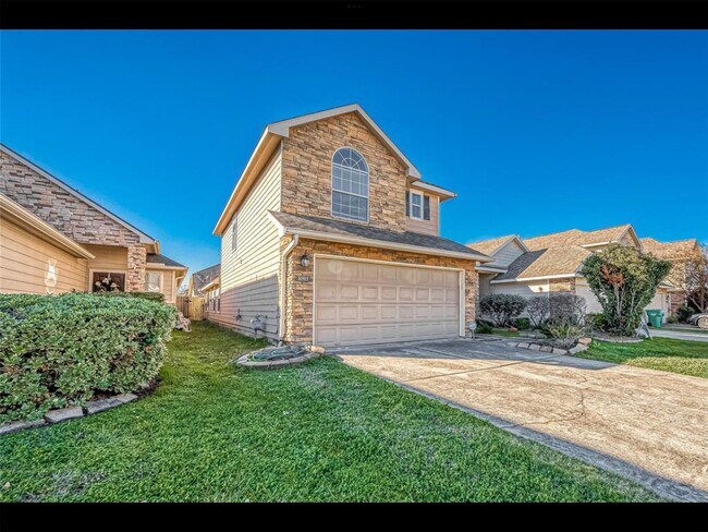 10819 Waterfern Ct