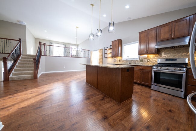 Photo - 20904 Greenwood Ct