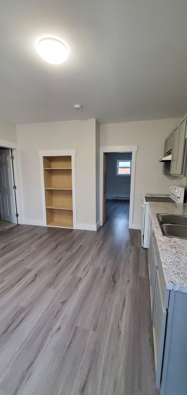 Photo - 13 Acadia Ave Unit Apt7