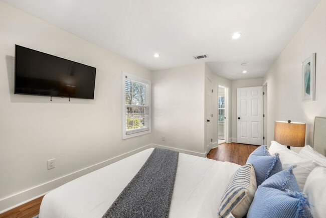 659 S Peachtree St Unidad SI ID1019258P