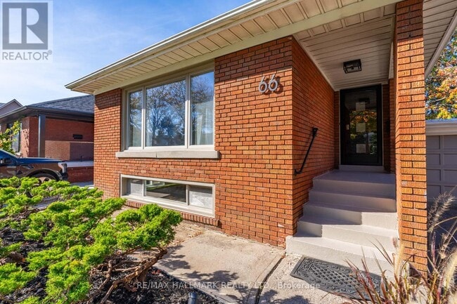 Photo - 66 Ferncroft Dr