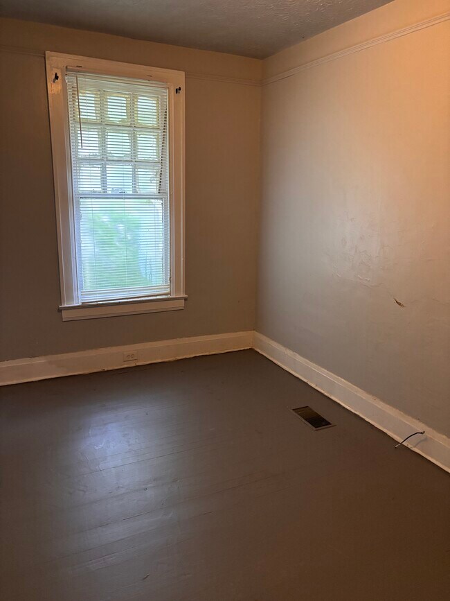 Photo - 1011 Sayre St