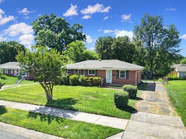Photo - 4301 Briarhill Dr