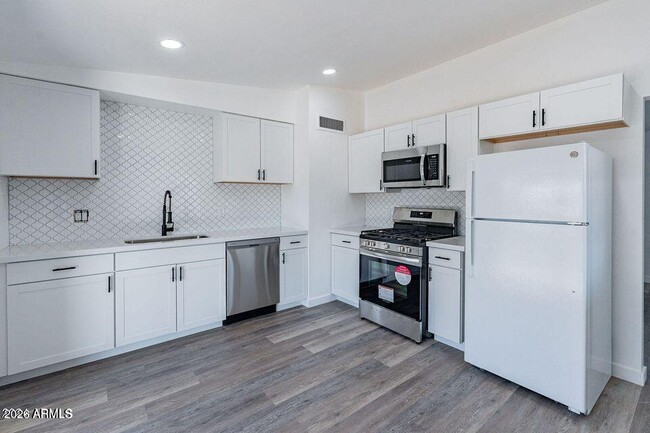 Photo - 11107 W Iowa Ave