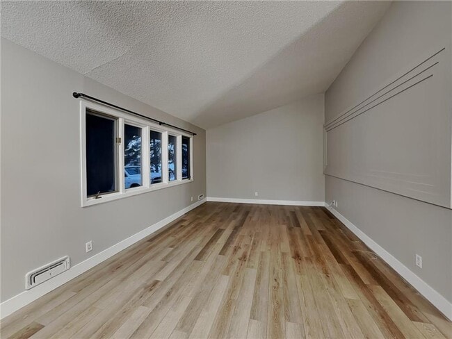 Photo - 8140 49th Ave N