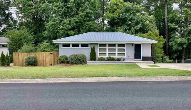 Building Photo - Coming Soon! NEW INVENTORY!!!! Rental