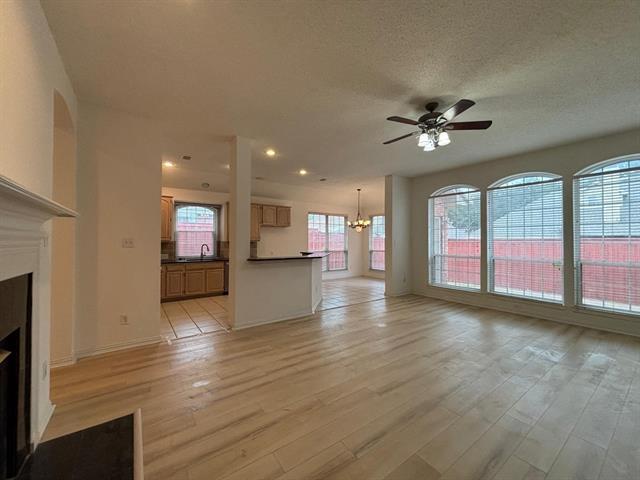 Photo - 4673 Wales Dr