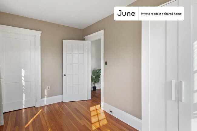 Photo - Room in Shared 6 bed/2 bath home Unidad C