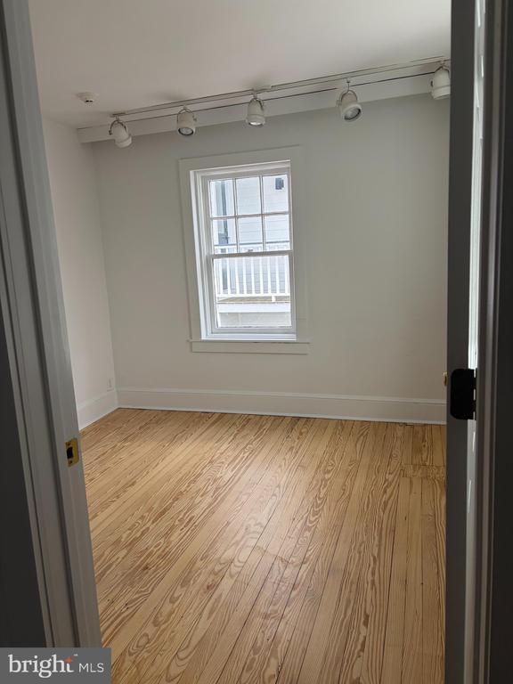 Photo - 7 Coryell St