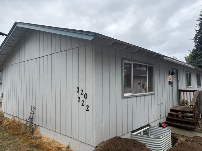 Building Photo - 4 bed 3 Bath Near Downtown CDA