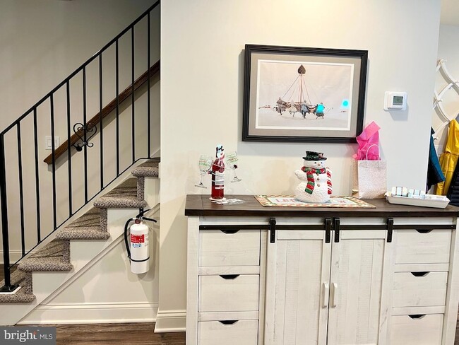 Photo - 46 W Pittsfield St