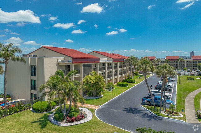 Photo - Marina House