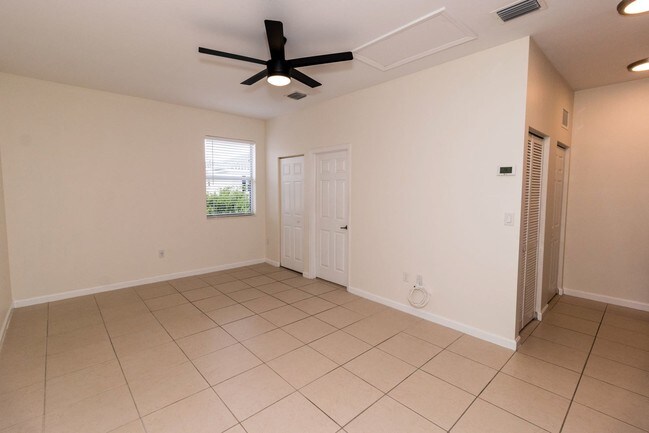 Photo - 9362 SW 171st Ave Unit 9362 SW 171st Ave