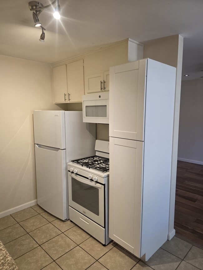Photo - 3583 E N St Unit 2