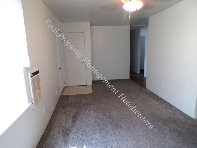 Photo - 929 Mitchell St Unit 1