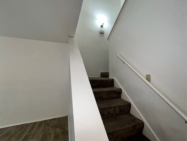 Photo - 8038 Sands Point Dr Unidad B