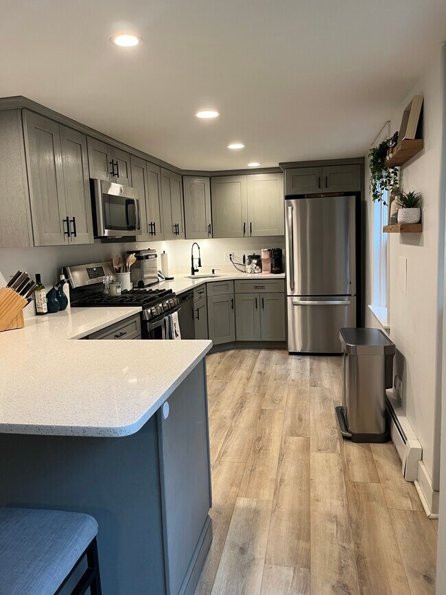 Photo - 205 Standish Ave Unit 3