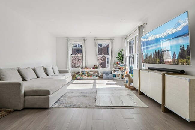 Photo - 458 Buffalo Ct Unit 458