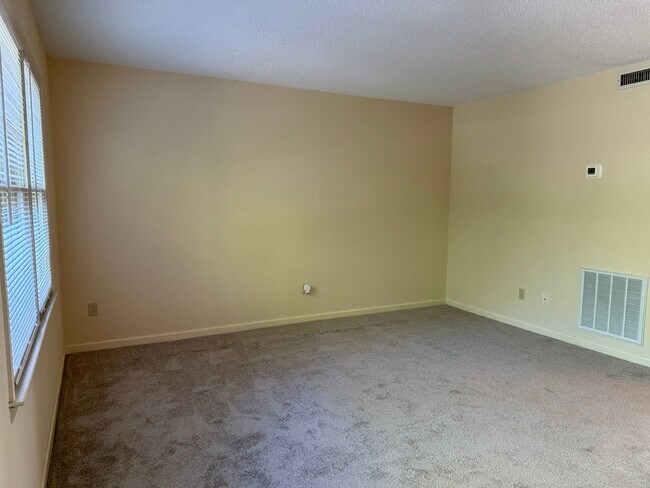 Photo - Private 2BD/1.5BA Townhouse in Prime NW Hickory Location | Available 6/1/2026