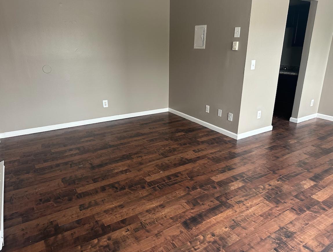 Photo - 2822 Price Ave